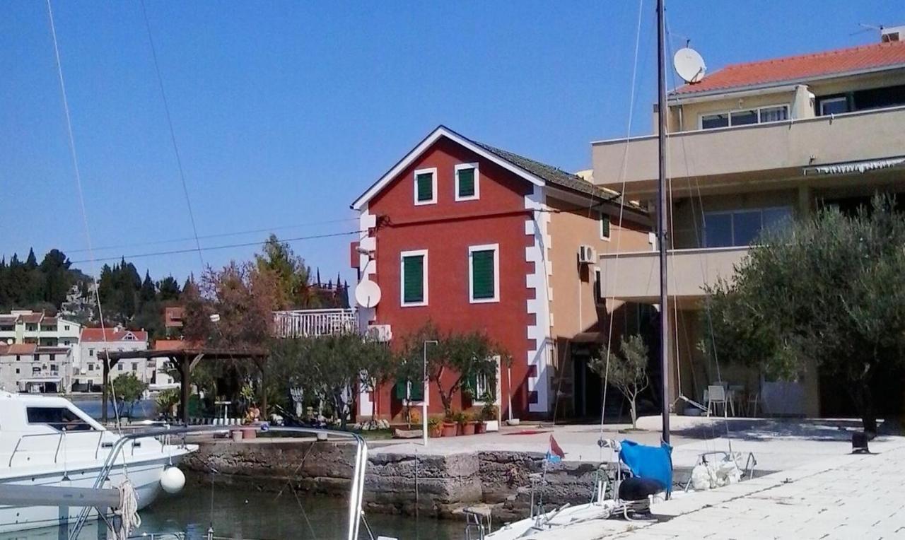 Apartments By The Sea Blace, Neretva Delta - Usce Neretve - 16068 Exterior photo